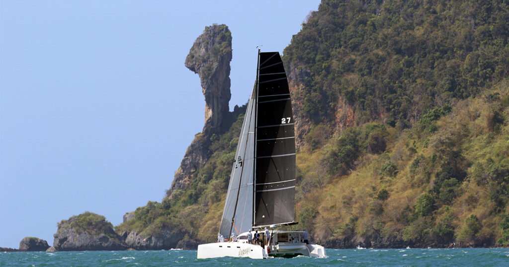 Stealth 13.2C Haruki island racing Bay Regatta Thailand