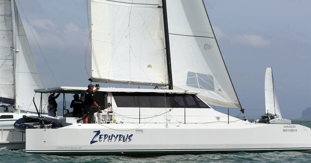 Side profile of Stealth X Series 43 Zephyrus sailing in Phuket Thailand